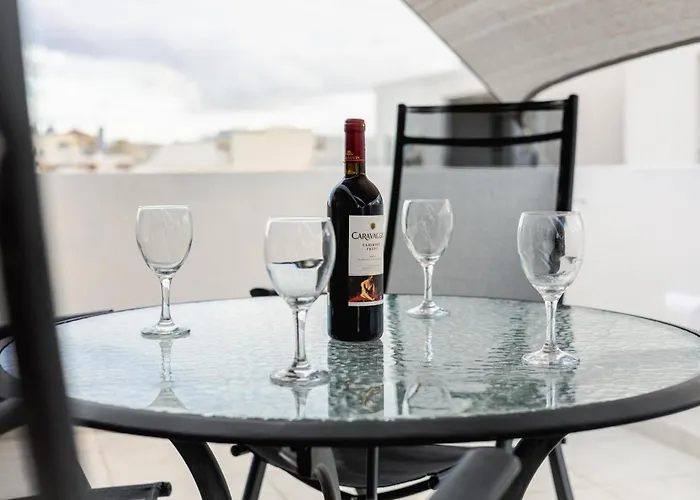 Superlative 2br In St. Pauls Bay Appartement