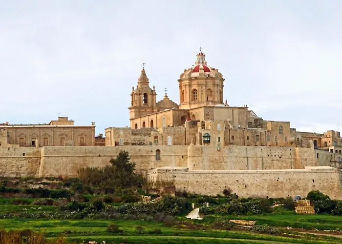 Superlative 2br In St. Pauls Bay