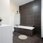 Superlative 2br In St. Pauls Bay Apartman *