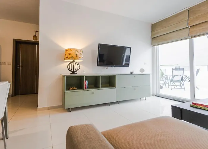 Superlative 2br In St. Pauls Bay 세인트폴스베이