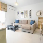 アパート Superlative 2br In St. Pauls Bay セント・ポールズ・ベイ