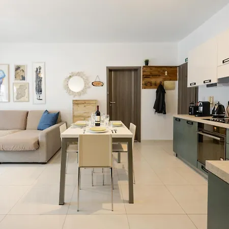 Superlative 2br In St. Pauls Bay St. Paul's Bay